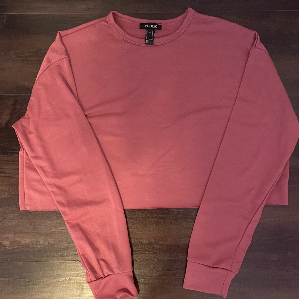 Cropped Long Sleeve Tshirt
